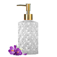 Zsobnk na mdlo Crystal Glass 330ml/11oz. Zsobnk na mdlo z cirho skla se zlatou pumpickou Kritlov design Zsobnk na mdlo na ruce pro kuchy