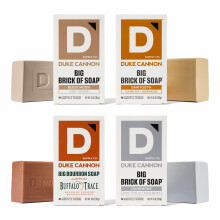 Duke Cannon Supply Co. Big Brick of Soap Bar The Beer League - Busch & Pine Tar Mannelijke geuren 10 oz. (Verscheidenheid 4 stuks)