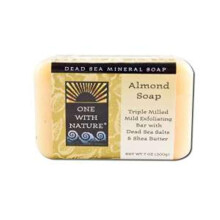 One With Nature Amandel Dode Zee Minerale Zeep 7 Ounce Bar