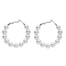 (As show, One size) 1 Pair Women's Faux Pearl Hoop Earrings Round Dangle Earrings Faux Pearl Beaded Earrings
