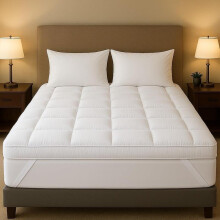 (Small Double) Luxury 10cm Mattress Topper 1200GSM Quilted Bed Padding with Elastic Straps Single, Double, King, Super King Sizes