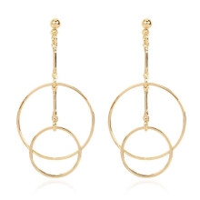 (As show, One size) Women's Pendant Hoop Earrings Alloy Geometric Ring Interlocking Gold Earrings Personality Fashion Handsome Earrings