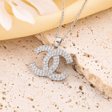 (Silver) A classic lady's collarbone double c full diamond necklace with pendant letters