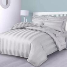 (Silver, Double (200x200cm)) Luxurious Hotel Quality Affordable Bedding with Satin Stripes, Includes Duvet Cover and Pillowcases