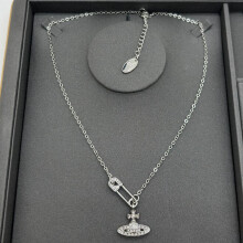 (Silver pin necklace) Saturn pearl necklace for women, brooch, three-dimensional planet neck chain, sweater chain, collarbone chain