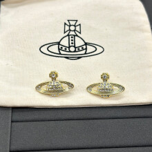 (Saturn Gold earrings) Saturn pearl necklace for women, brooch, three-dimensional planet neck chain, sweater chain, collarbone chain