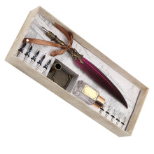 Vintage-Federkielset mit Tintenrelief, Lila, Geschenkbox