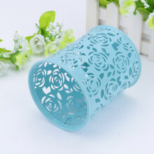 Schreibtisch-Organizer mit hollowem Rosenblumenmuster, blauer Stift- und Bleistifthalter
