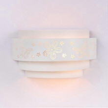 Children's wall light with pretty flower and butterfly motifs, E27 socket with maximum power of 40 W