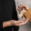Cute Keychain Alfabeto Com Borla E Fecho Para Mulheres 5