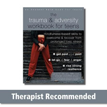 The Trauma and Adversity Workbook for Teens by Stacie Cooper Paperback