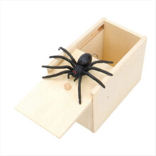 Trick Spider Funny Scare Box Wooden Hidden Quality Prank Fun Game Friend Office Toys