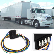 Anleitung zur Übersetzung ins Deutsche:
**"Trailer Wire Harness 5 Pin Flat Plug 25inch Extension Connector for Caravan"**
wird zu:
**