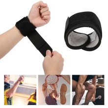 Wear-Resistant Compression Wrist Brace for Effective Gym Workouts