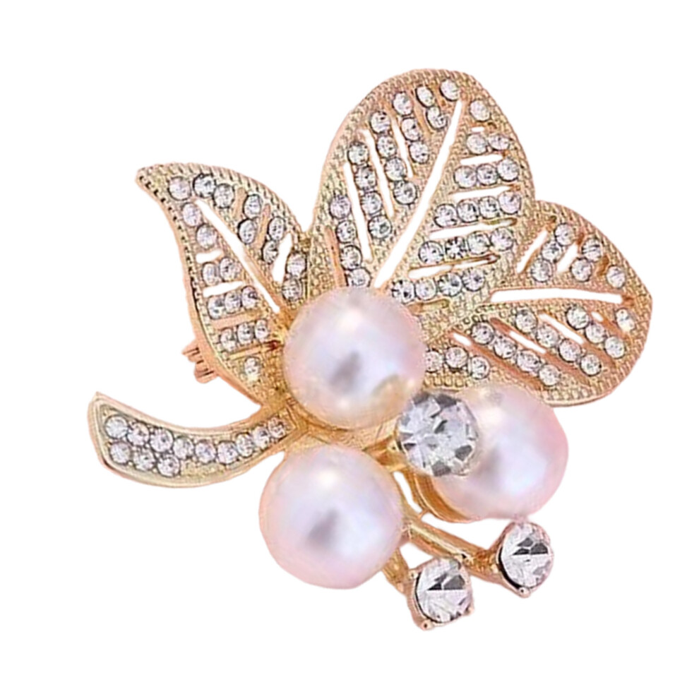 Sparkling Rhinestones Flower Brooch With Pearls Lightweight