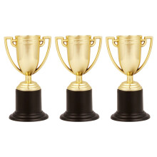 3 Goldener Pokal Für Sportpreis Und Wettbewerbe