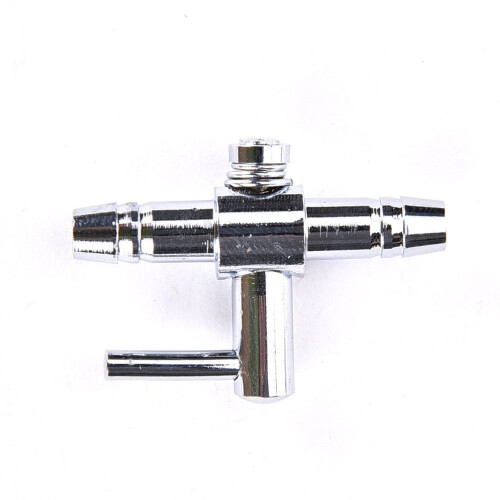 1 fischtank- mit 4- luftverteiler aus 2