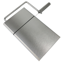 Kitchen Maestro: Käseschneider im Guillotine-Stil, glatt schneidender Mehrzweck-Käseschneider aus Edelstahl, ergonomischer Griff für komfortablen