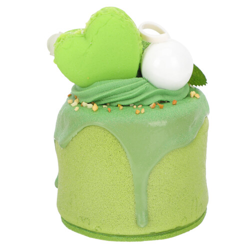 Artificial Cake Decor Simulation Model For Photography And Display Use