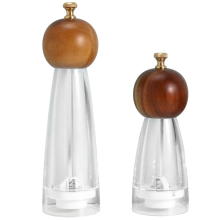 Saleiro elegante com design ecológico, fabricado na Itália, em acrílico transparente, com granulação ajustável, toque confortável, fácil de