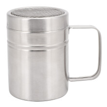 Dosador de farinha com alavanca de mola para controle preciso do tempero.