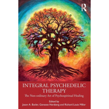 Integral Psychedelic Therapy Paperback Book