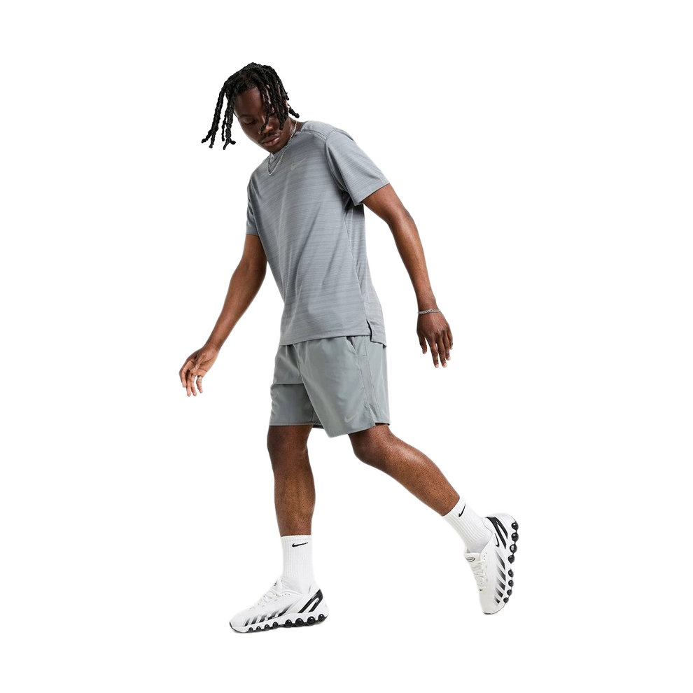 Nike Challenger 7 Inch Shorts Uk L Grey