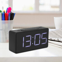 Einfacher LED-Wecker für Zuhause und Büro – Schwarz, USB-betrieben