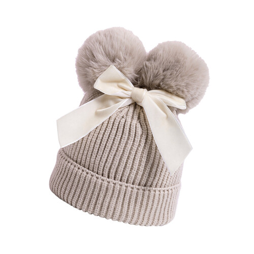 Cappello A Per Con E All'uncinetto Beige