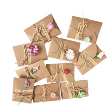 30Ud Tarjetas Kraft Resistentes Para , Año Nuevo Y
