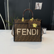 (Black) F fashion shoulder handbag