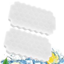Hjerte- og firkantet isbitbrett, fleksibel og slitesterk plast sikrer enkel frigjøring, matgodkjent materiale holder isen ren og frisk