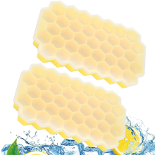 Forma de gelo em formato de coração para jantares românticos. Design compacto que se encaixa perfeitamente em qualquer congelador. Base de