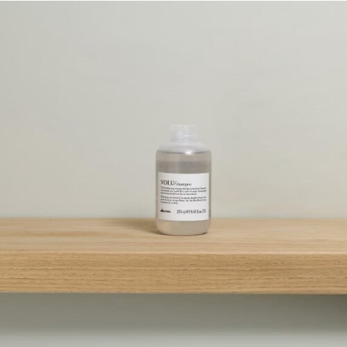 Davines Essential Haircare VOLU/ shampoo  250 ml 1