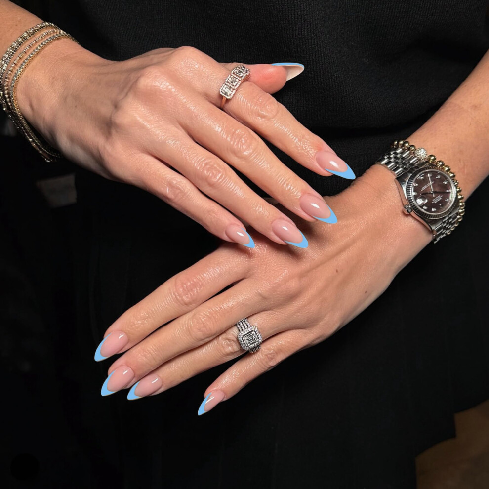 Sxvme Blue 30Pcs Sky French Tip Press On Nails Short Almond Nails Press Ons Short Fake Nails Almond Shaped Acrylic Nails French Glue On Nails Short False