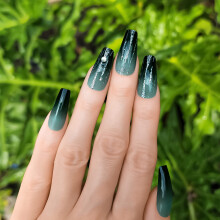 Hypnaughty 24 kpl LUXE Black and Green Ombre Luxury tekojalokivi-arkun painatus kynsille kimaltelevalla designilla ja liimalla pitkt tekokynnet Must