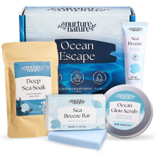 Nurture by Nature Ocean Escape Spa Kit Spapresenter fr kvinnor Glycerin-infunderade sjlvvrdskit Exfolierande kroppsskrubb Epsom Badsalt 6 % Sh