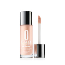 Clinique Beyond Perfecting Liquid Foundation + Concealer Breeze