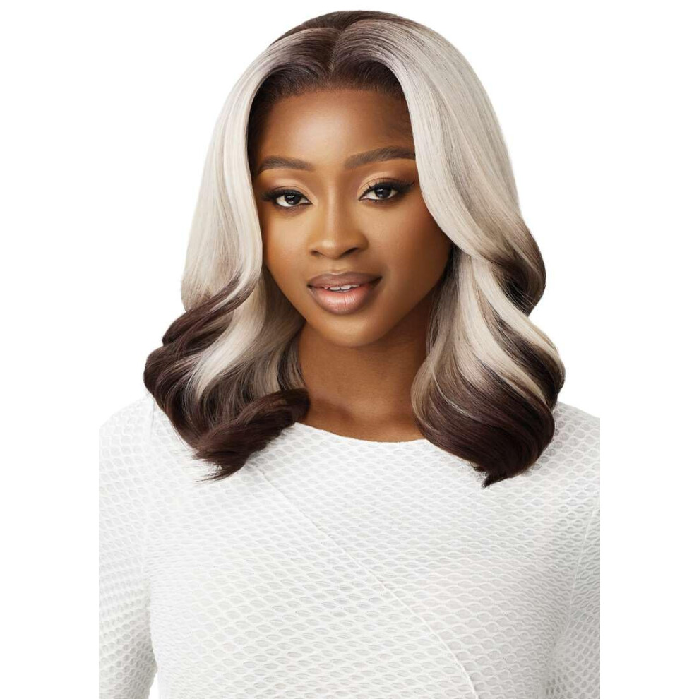 Outre Lace Front Wig - Perfect Hair Line 13X4 - Malibu (Jet Black 1)