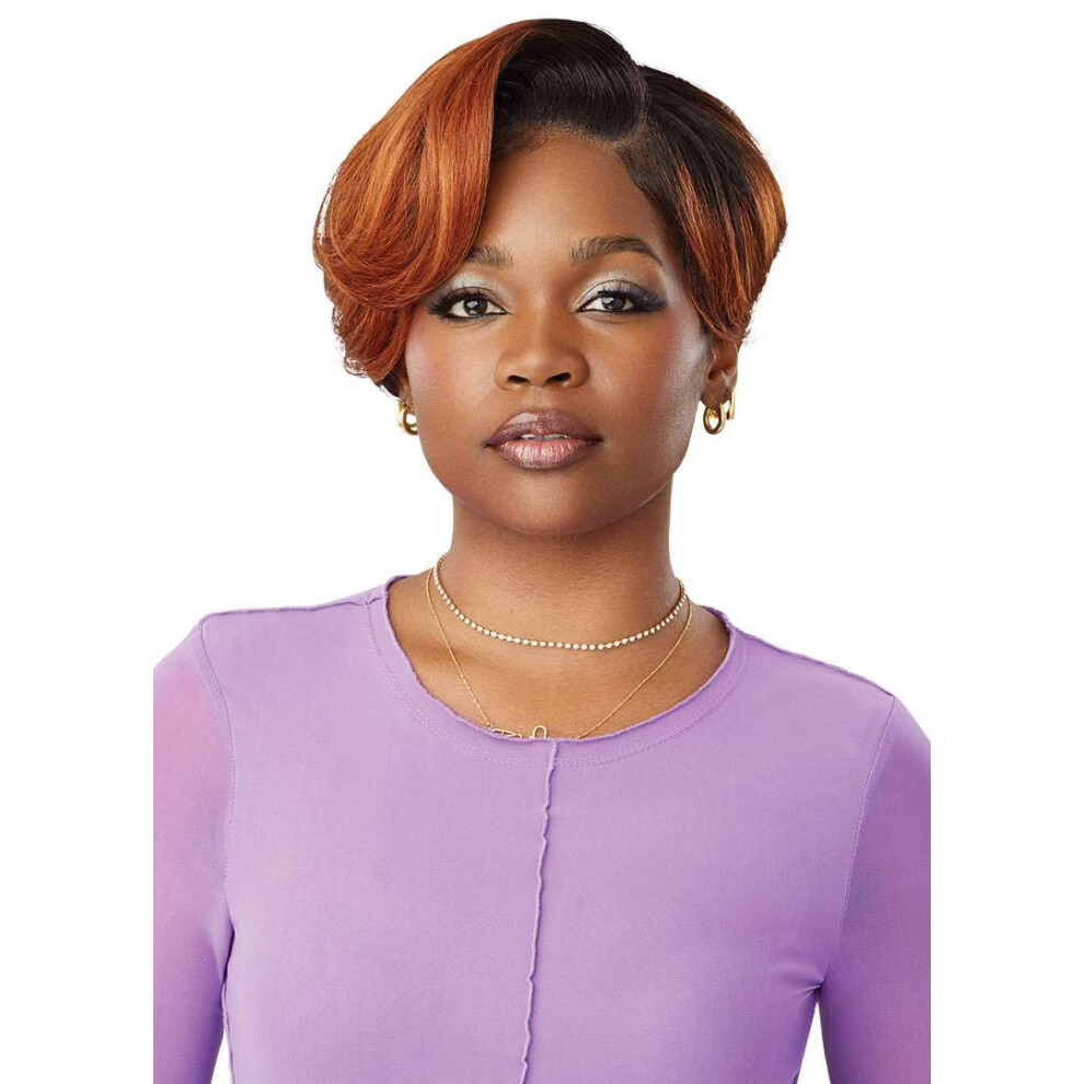 Outre Lace Front Wig - Perfect Hair Line 13X4 - Swoop Series - Swoop 12 (Caramel Brown)
