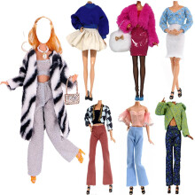 Lance Hjem Dukket?j 5 S?t Modet?j Efter?rskjoler For?rst?j Sweater Bukser Sko Sokker Taske til 29cm Dukker Tilbeh?r Babygaver Tilf?ldig stil (B)
