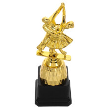 Trofékopp av plast för gyllene