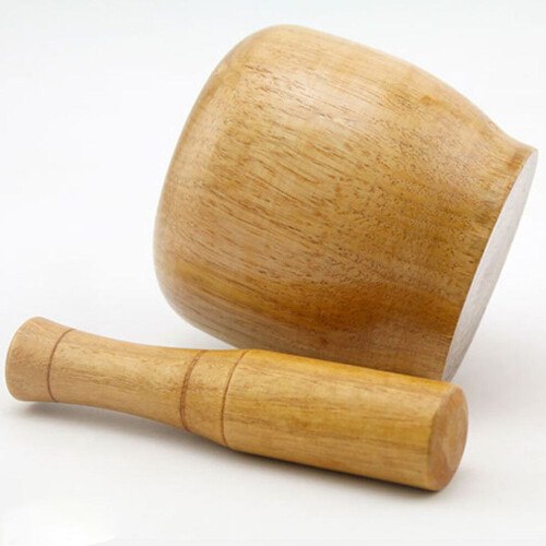 Knoblauch aus Holzstampfer 1