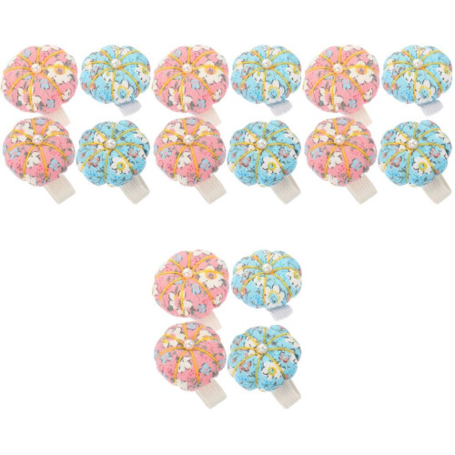 4 Small Pincushions for Holding Needles 2