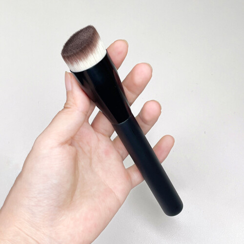 Powder Foundation Brush Oblique Foundation Brush 1