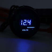 2 Zoll / 52 mm Digitales Auto-Spannungsmessgerät 12V Schwarzes Gehäuse & LED-Anzeige