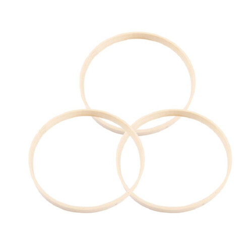 20 zelfgemaakte dromenvangerringen van een knutselframe van 17 cm.