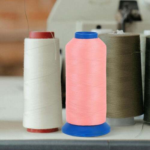 3000 mètres de fil phosphorescent pour broderie et rose 2