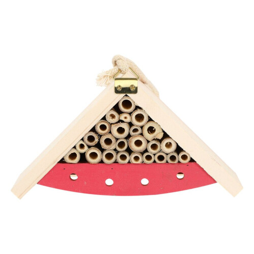 Casa de insectos para abejas, refugio protector y ayuda para la cría.