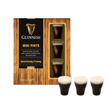 Guiness Mini Pints - Dark and. White Chocolate with A Creamy Guinness. Beer Flavoured Centre - Luxuriously Creamy 82g
